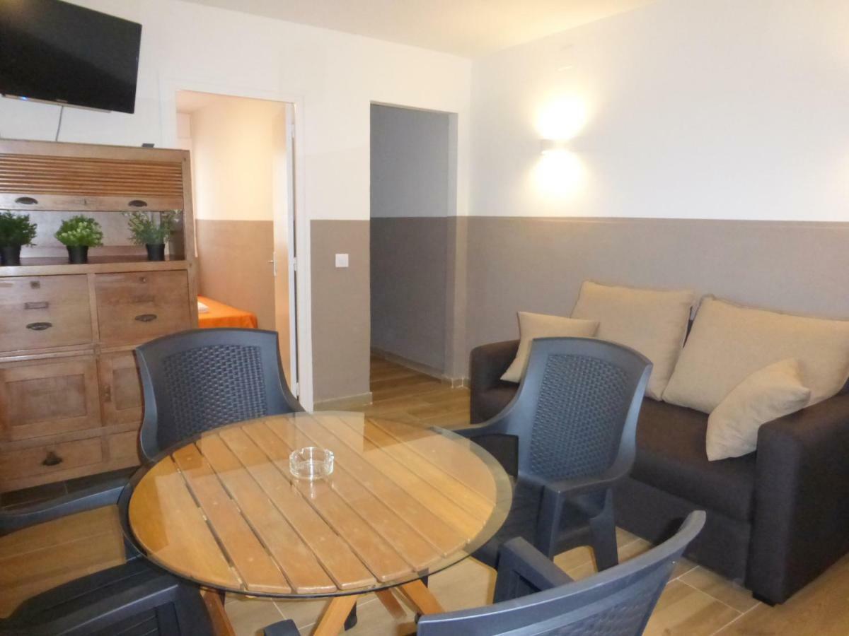 Rentalmar Delfos Playa 살루 외부 사진
